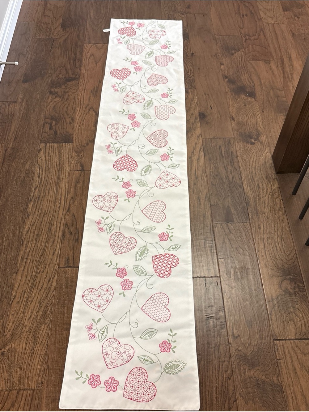 cupcakes & cashmere Pink Heart Vine Table Runner on Cream